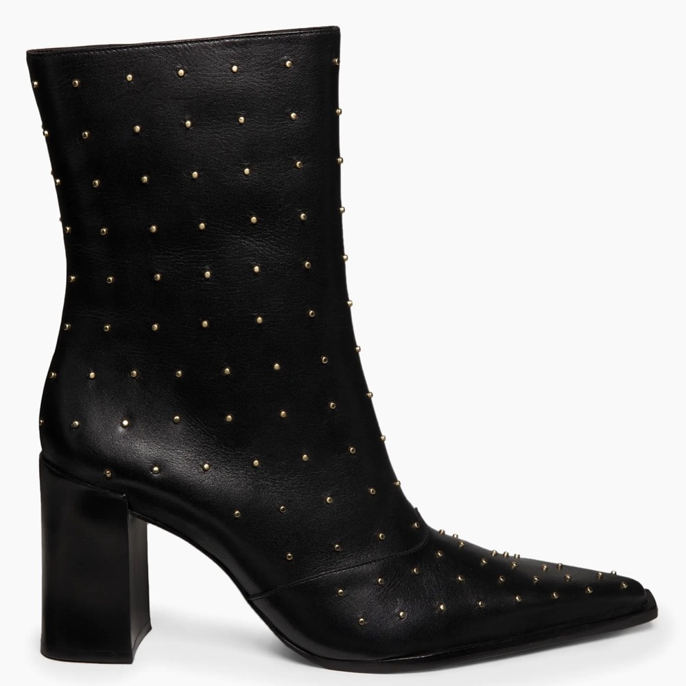 Schutz stuffed Raffaella bootie in black size 8